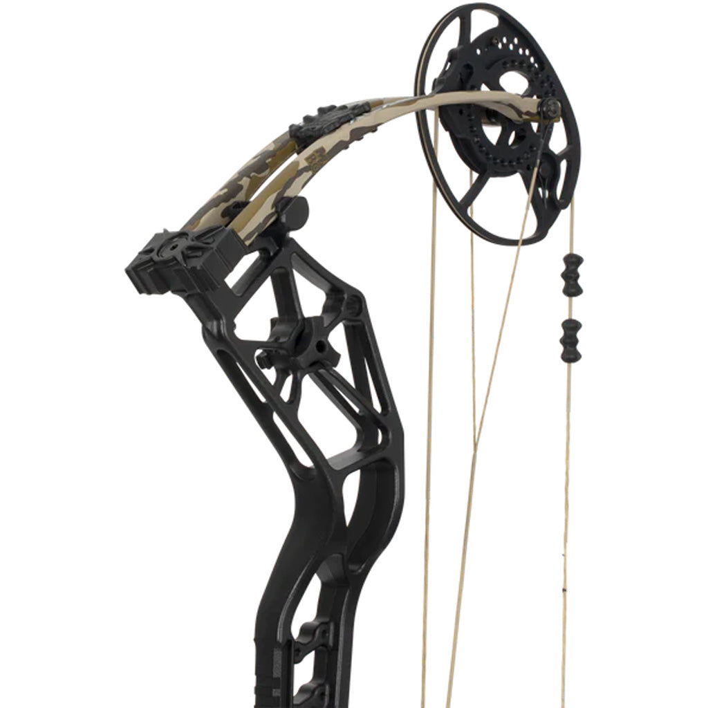 Bear Alaskan Xt Bow Black/bottomlands 60 Lbs. Rh