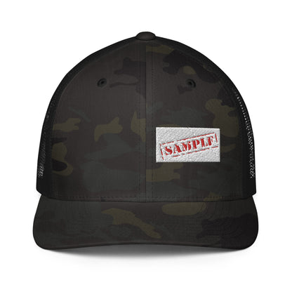 Closed-back trucker cap