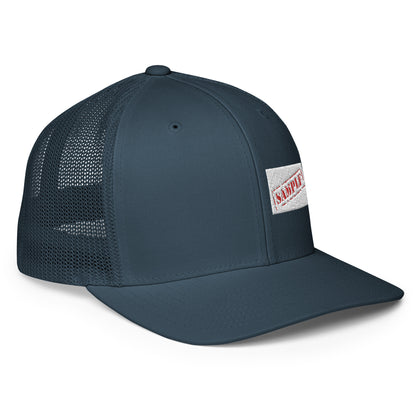 Closed-back trucker cap